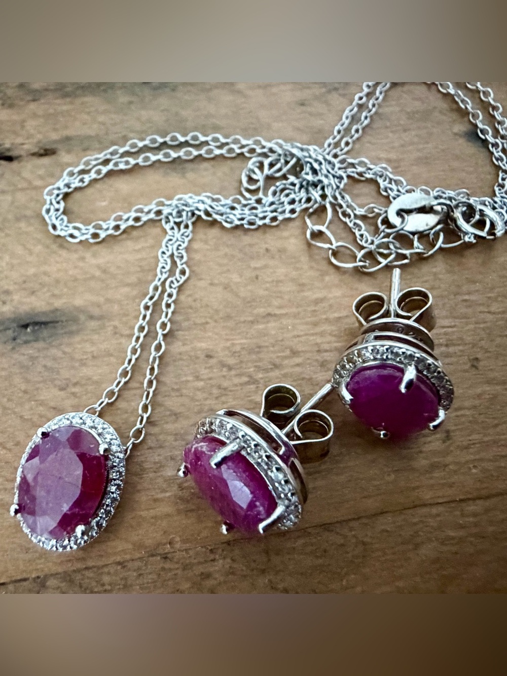 KJC 925 STERLING SILVER RUBY CZ HALO PENDANT NECKLACE & STUD EARRINGS SET 18"-2"